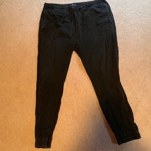 American Eagle Joggers